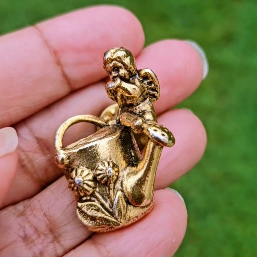 Vintage Camco Guardian Angel On Watering Can Lapel Pin Gold Tone